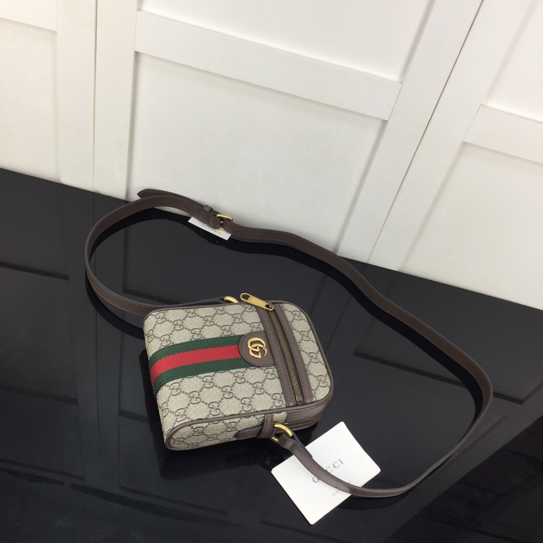 Gucci Satchel Bags